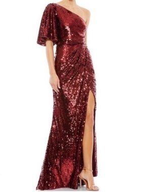 NWT Mac Duggal Sz 4 One-Shoulder Burgundy Sequin Gown with Puff Sleeve 93540